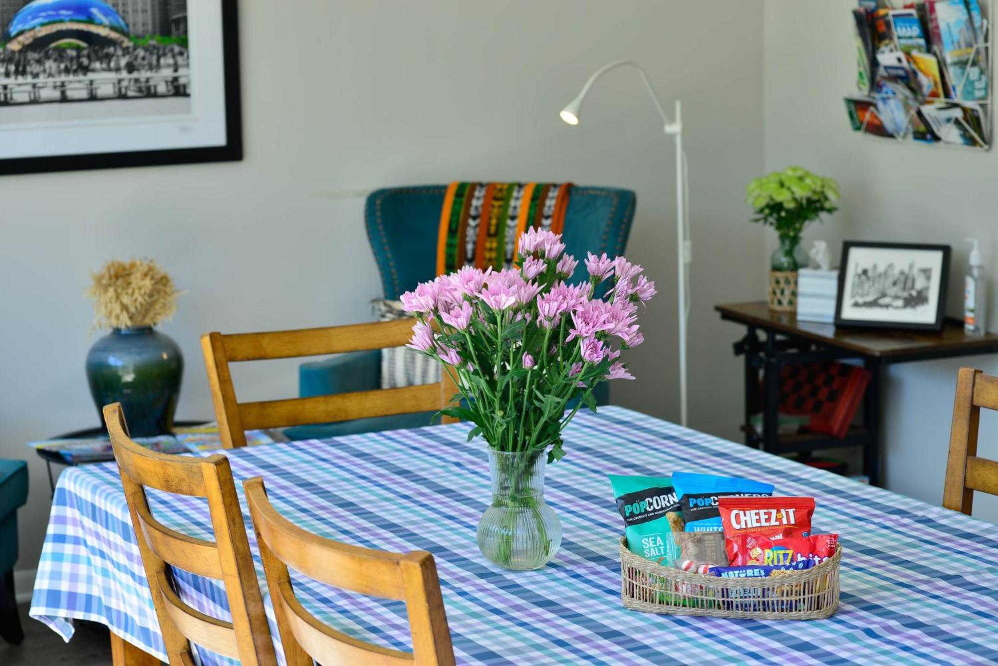 Вилла Northside Famlynest Lincoln Sq 4Br 2Ba 2P Rare Find Чикаго Экстерьер фото
